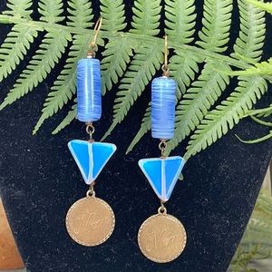 ⭐️Adorned Crown artisan assemblage moonstone bead French earrings